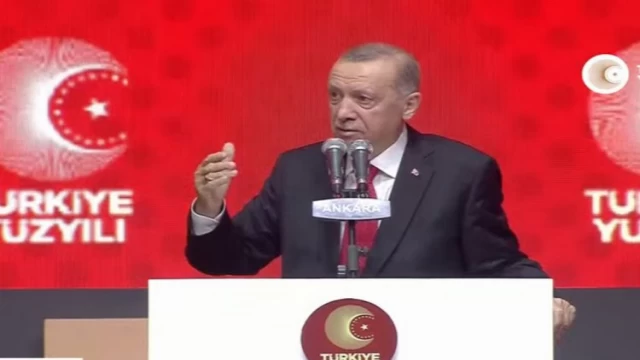 Erdoğan: Dergi kapaklarından ayar verilemeyeceğini gösterdik