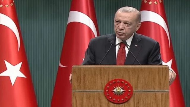 Erdoğan: Tüm kesimin gönlünü alacağız