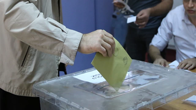 Oy kullanacaklara uyarı: Son gün 1 Ekim