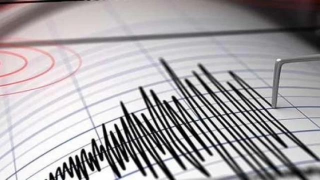 Kırgızistan'da 7 büyüklüğünde deprem !