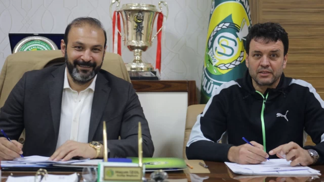 Urfaspor yeni teknik direktörü ile sözleşme imzaladı
